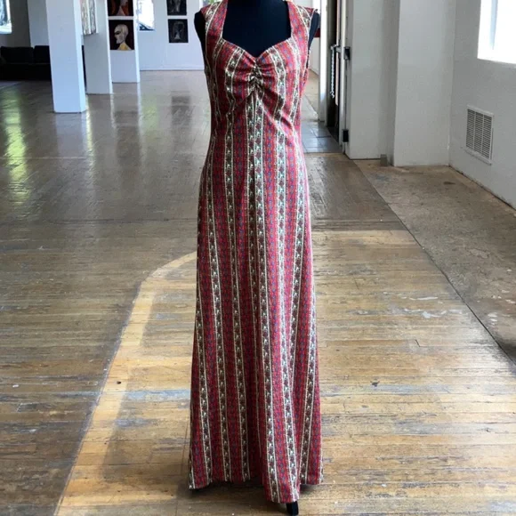 70s handcrafted polyester maxi dress - Picture 11 of 14